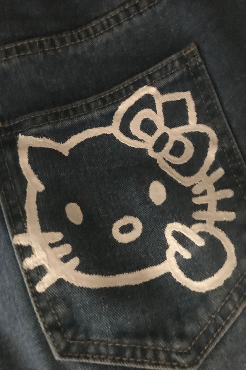 Aesthetic jeans in   Hello kitty clothes, Painted clothes diy