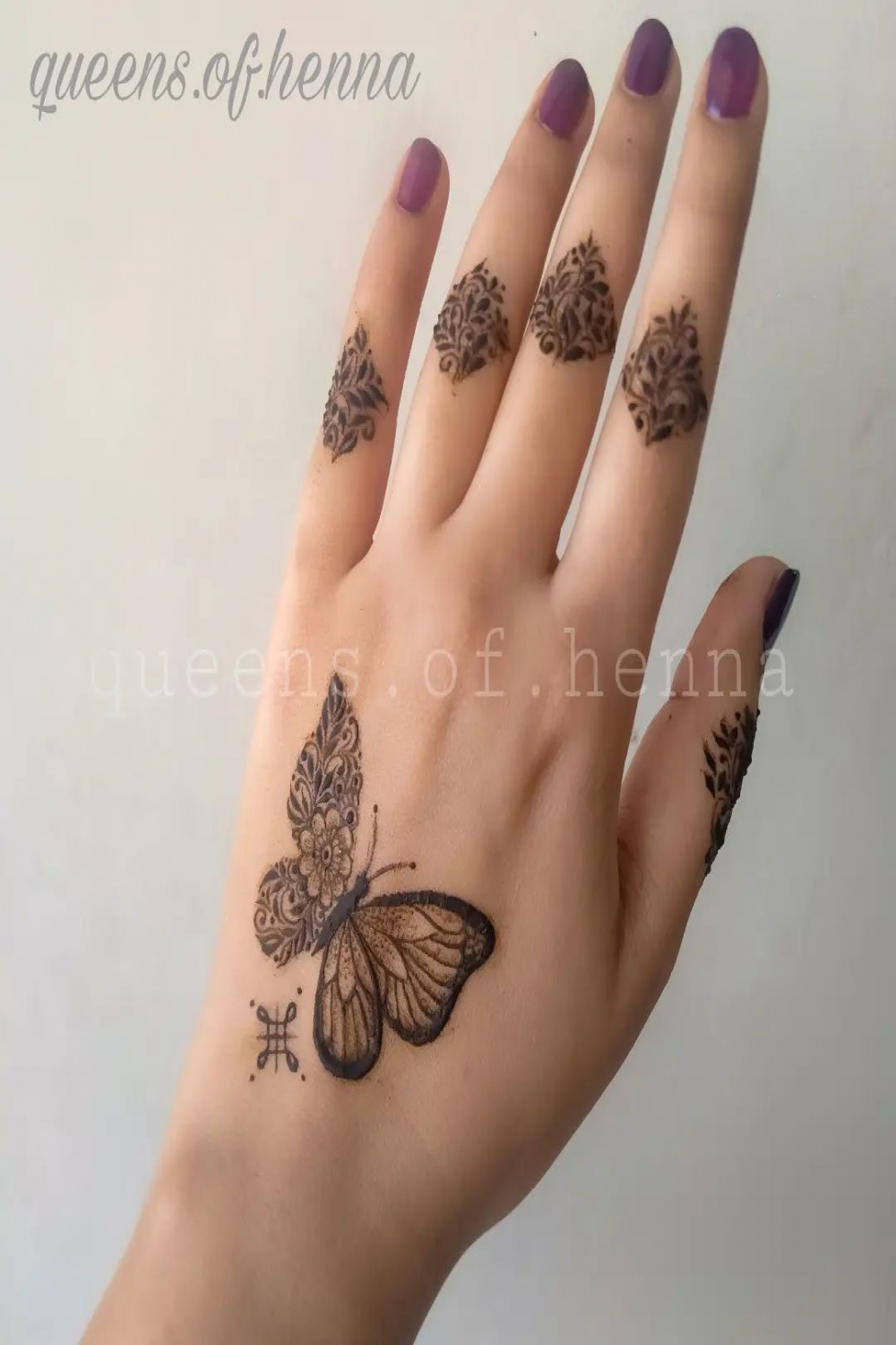 Henna By Maryam & Uzma✨ on Instagram: "Swipe to see more designs