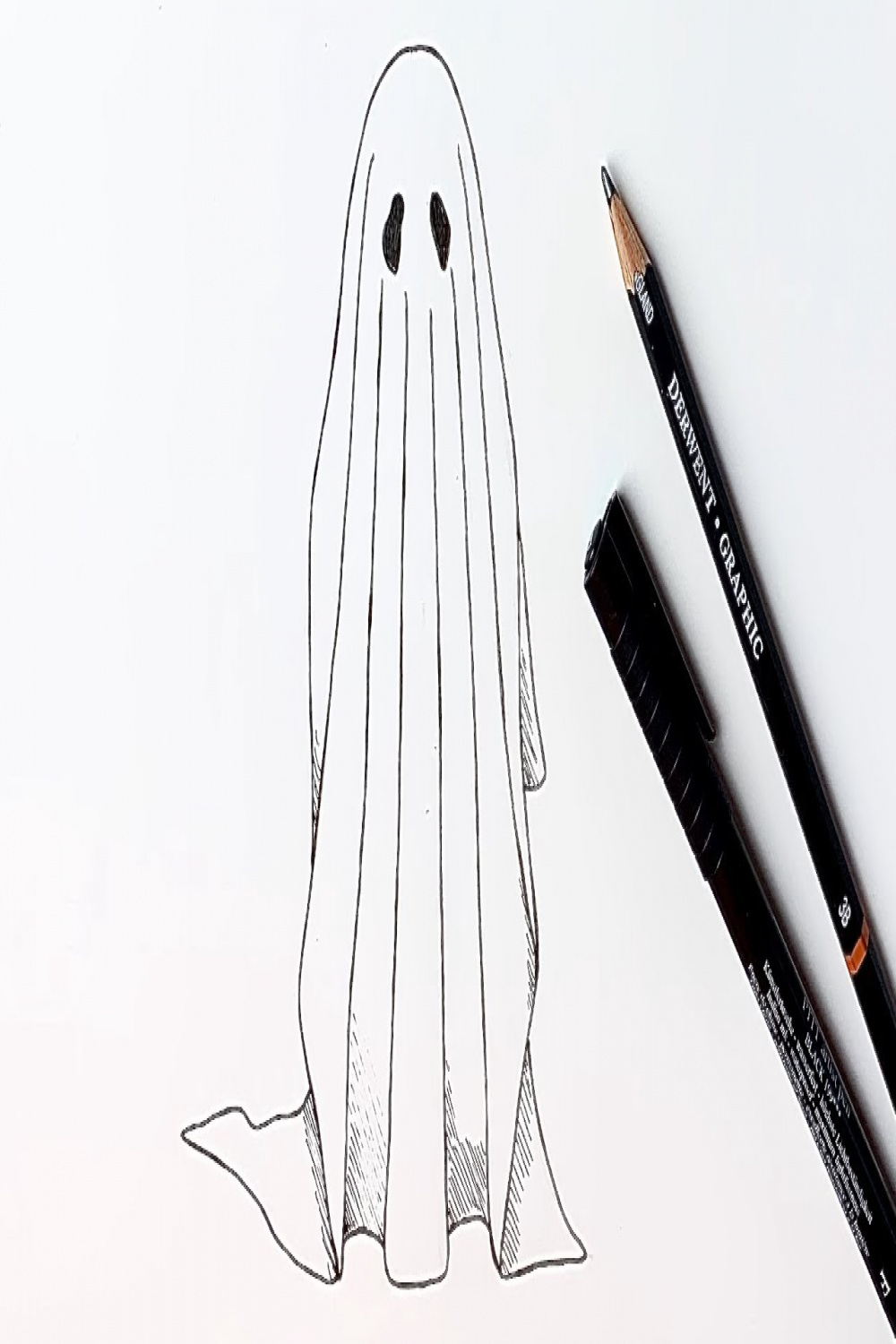 How to draw a simple ghost for Halloween
