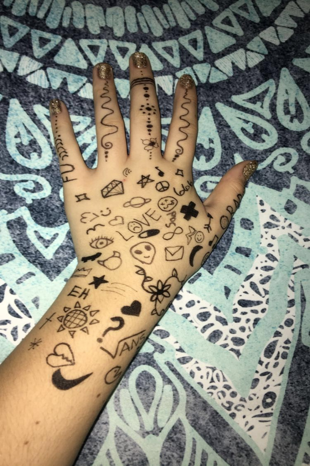 Sharpie hand doodle 💖  Hand doodles, Doodle tattoo, Sharpie hand