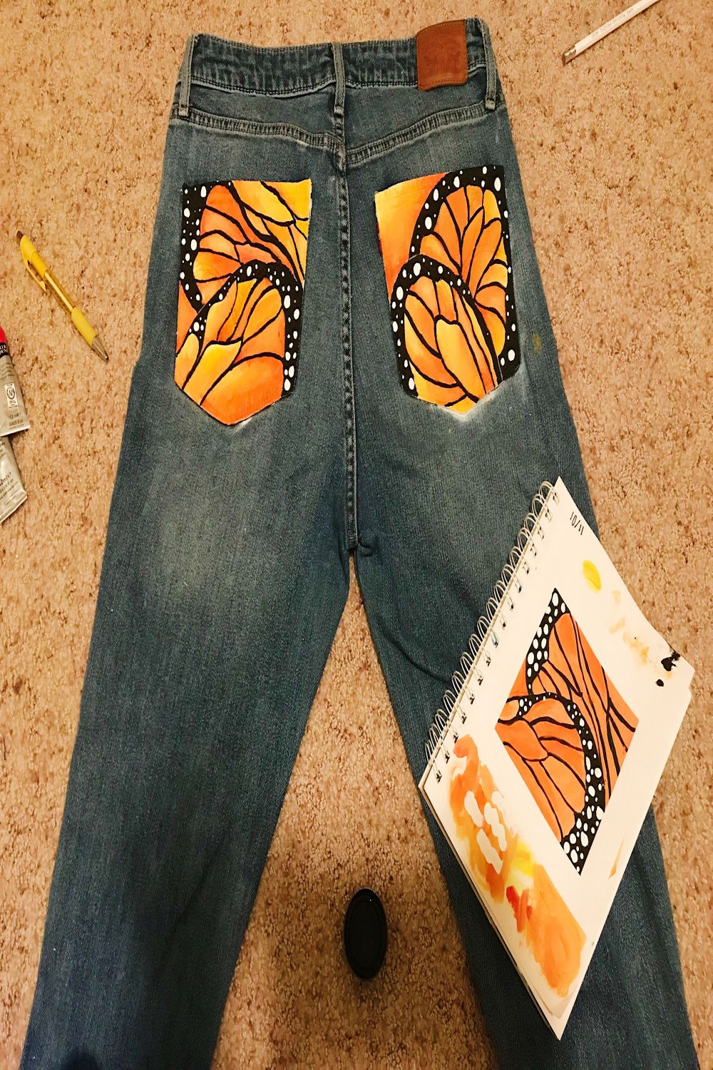 Butterfly Jeans  Remendos, Roupas, Desenhos