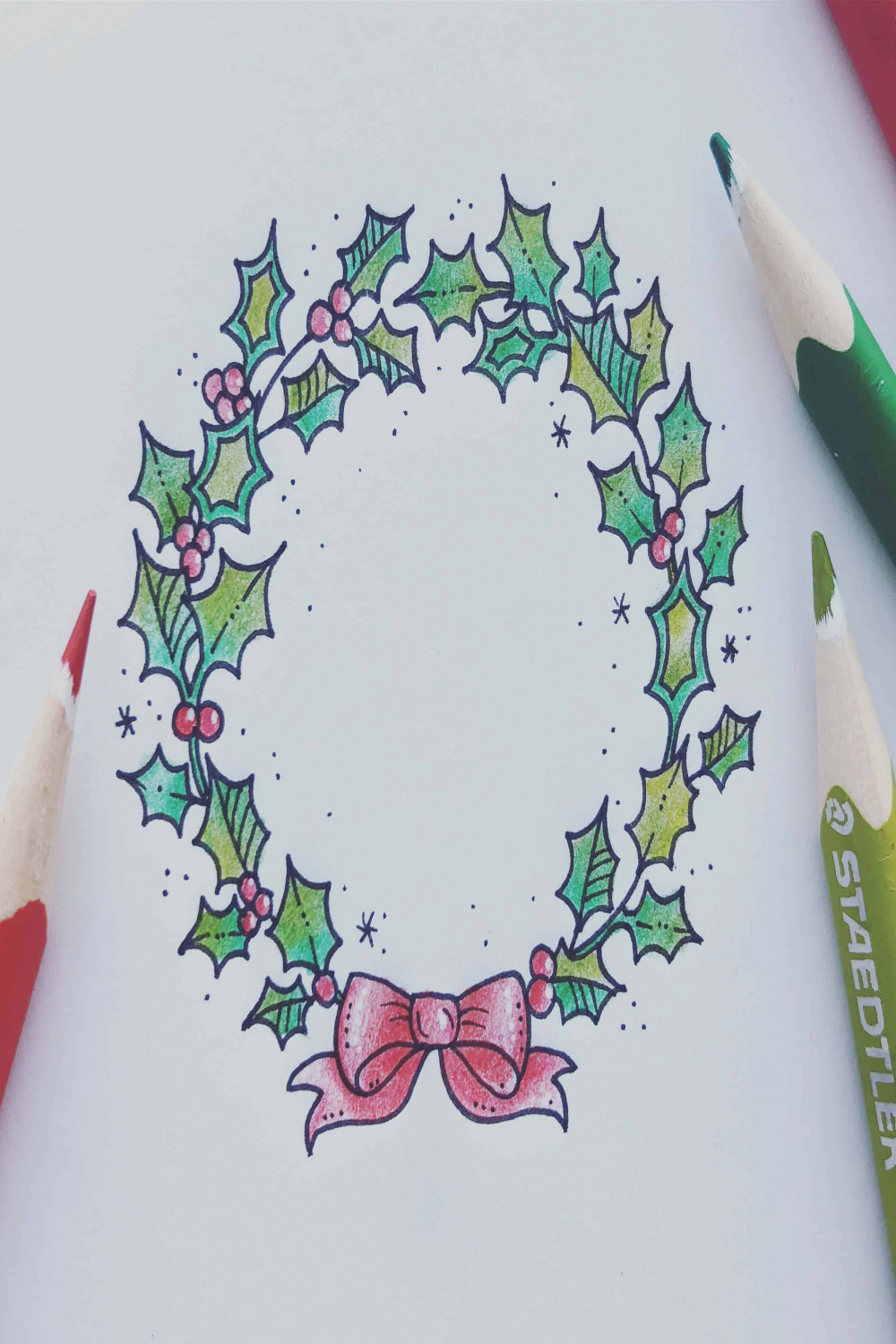 How to Draw a Christmas Garland - Johanna Basford Johanna Basford