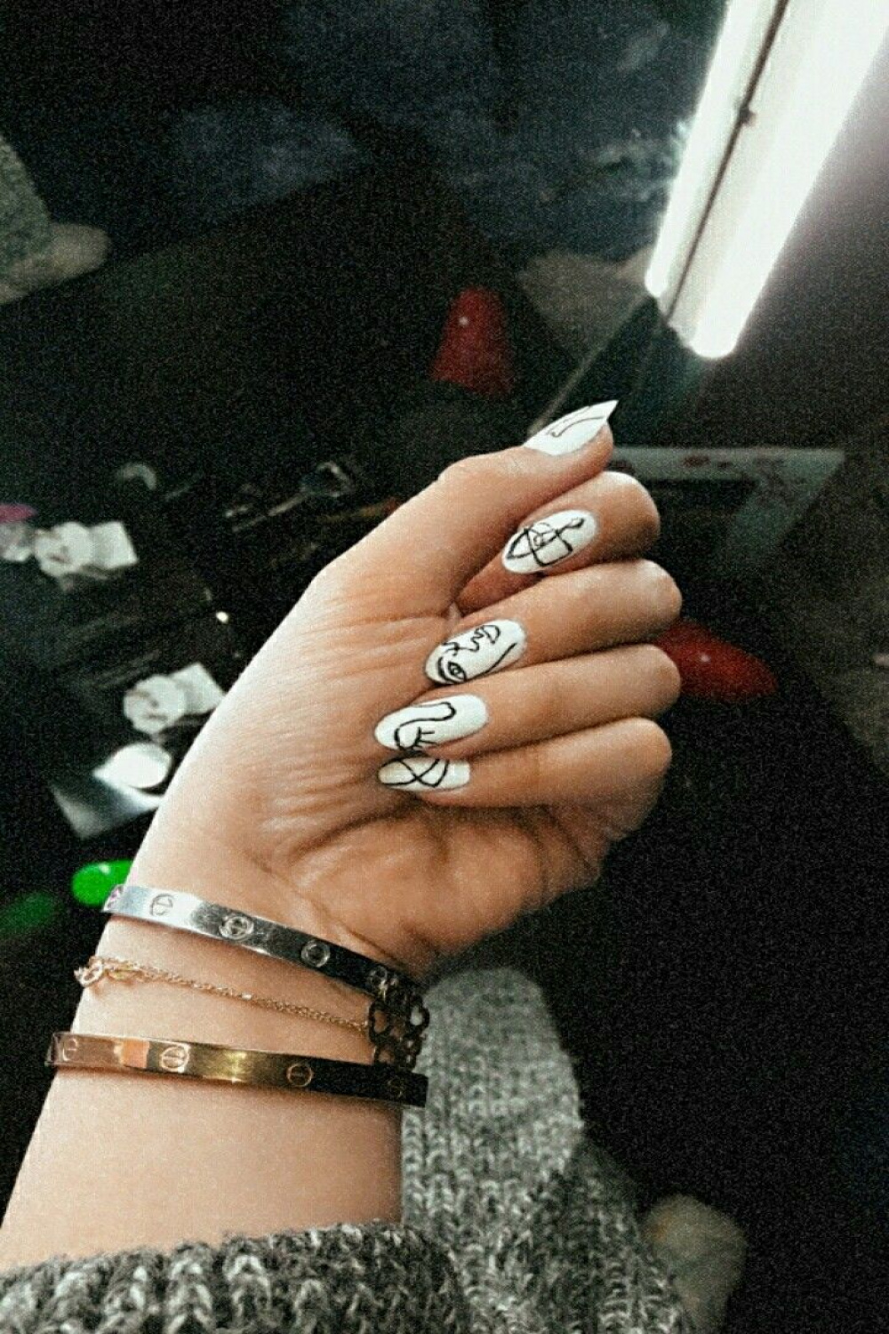 Nail art drawing  Face drawing, Modern nail art, Nail art