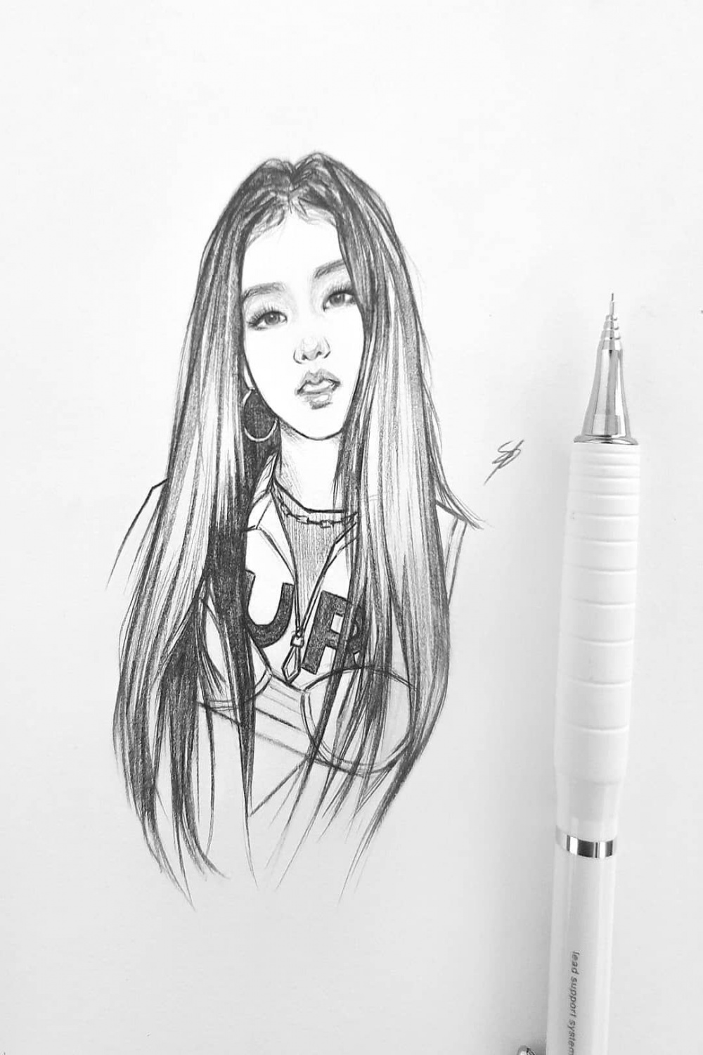 Nikki • on Instagram: “👑 J I S O O 👑 #blackpink #blackpinkfanart
