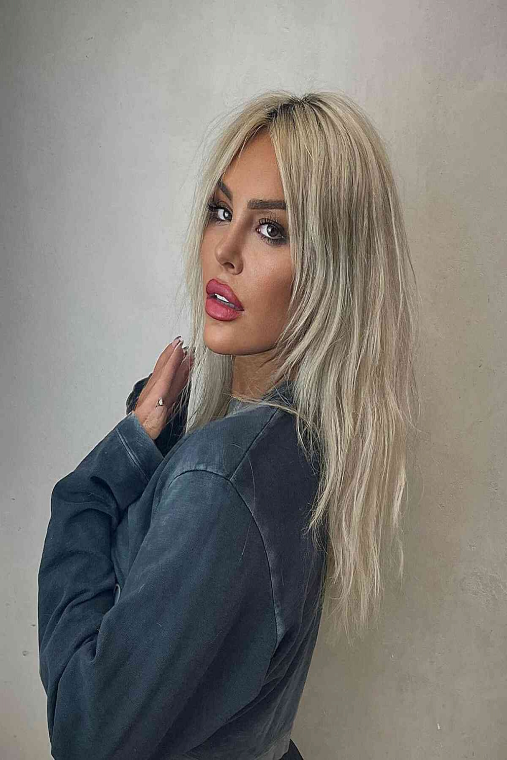 Spectacular Wolf Cut Hair Trends Making Waves in