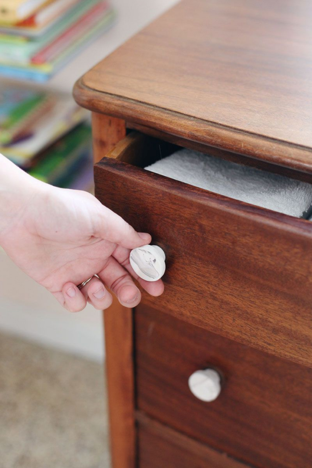 Ways to Revive Furniture With Decorative Hardware